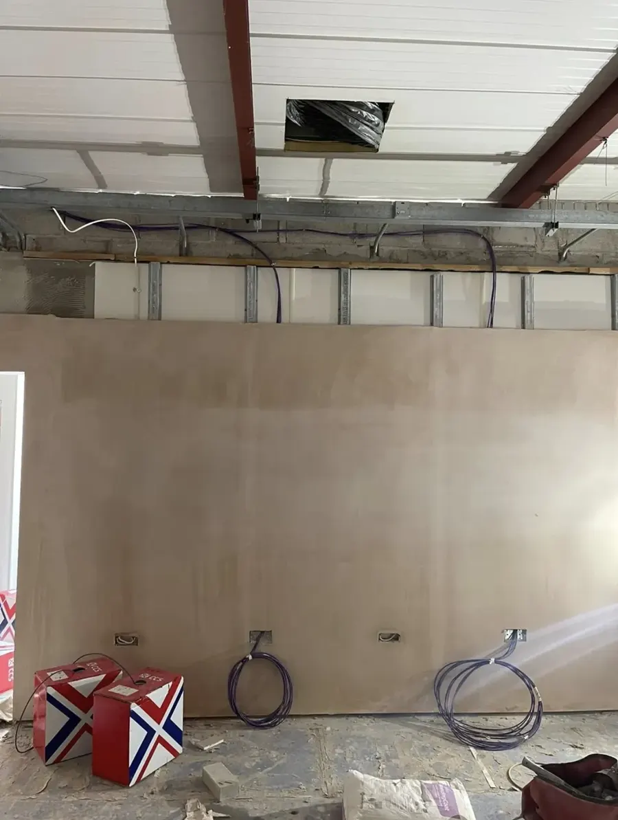 Cat6 60 outlet first fix: cables to every back box